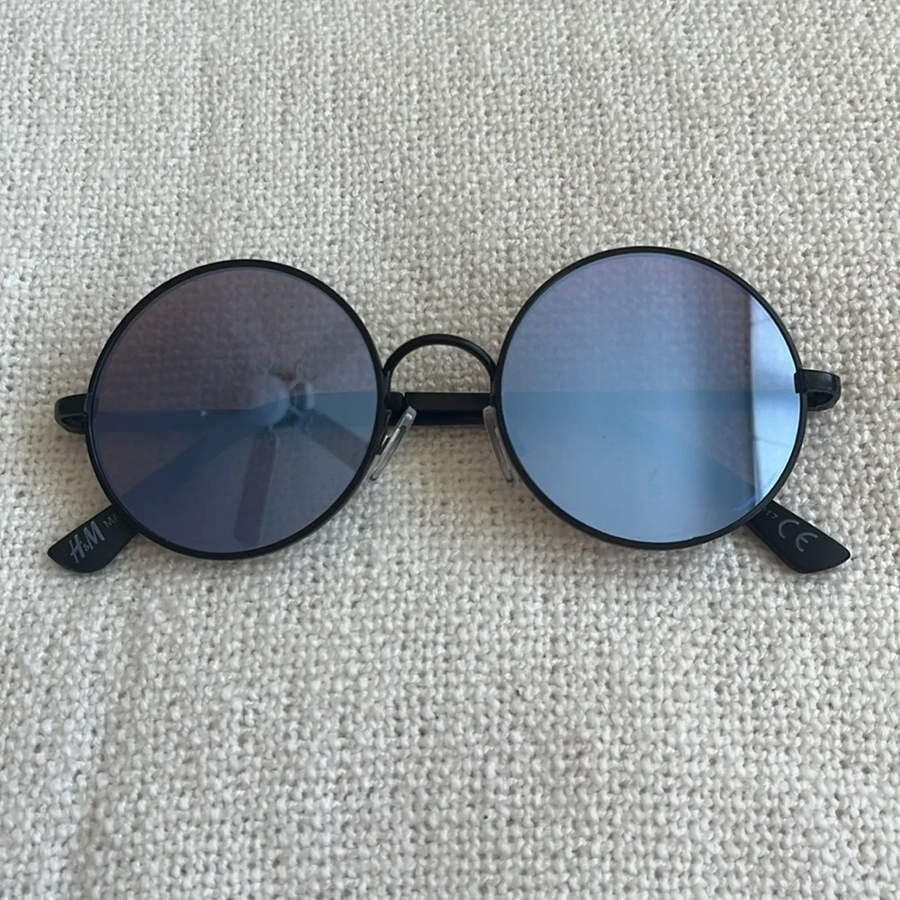 Round sunglasses Quay‎ Zara H&M